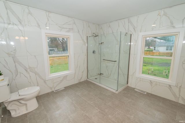 55301 Fairview Avenue, South Bend, IN 46628