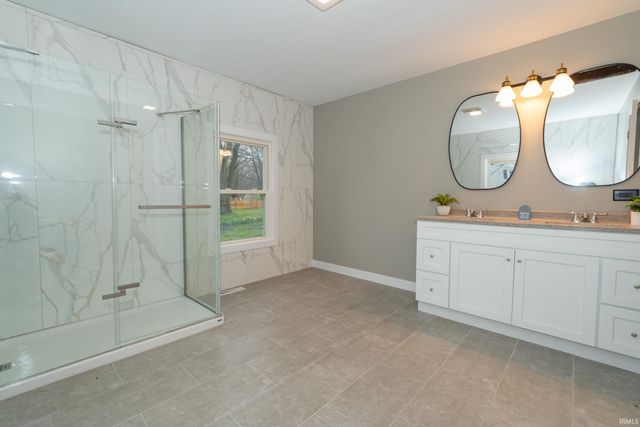 55301 Fairview Avenue, South Bend, IN 46628