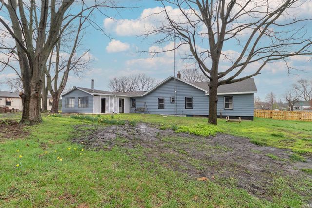 55301 Fairview Avenue, South Bend, IN 46628