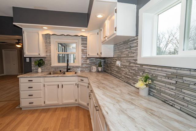 55301 Fairview Avenue, South Bend, IN 46628