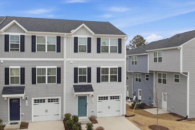 1104 Brimstone Way, Durham, NC 27704