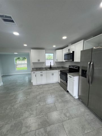 6840 RUNNEL DRIVE, New Port Richey, FL 34653