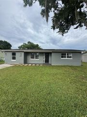 6840 RUNNEL DRIVE, New Port Richey, FL 34653
