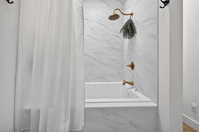 4246 Jim Hood Road, Gainesville, GA 30506