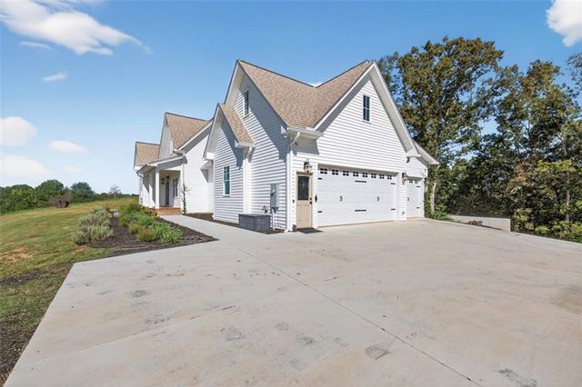 4246 Jim Hood Road, Gainesville, GA 30506