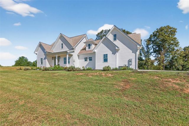 4246 Jim Hood Road, Gainesville, GA 30506