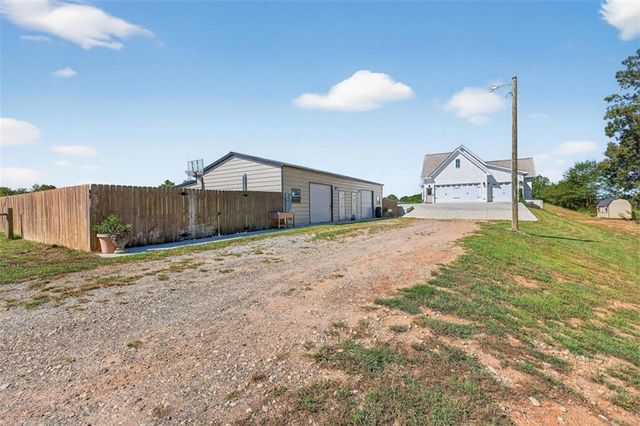 4246 Jim Hood Road, Gainesville, GA 30506