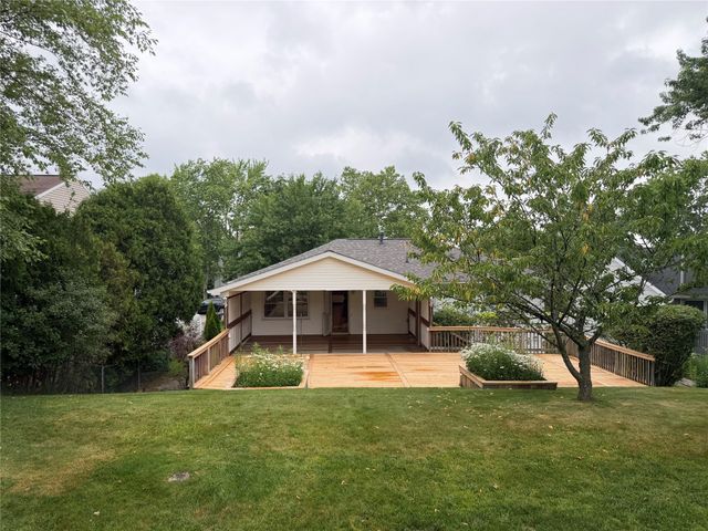 651 MINEO Drive, Erie, PA 16509