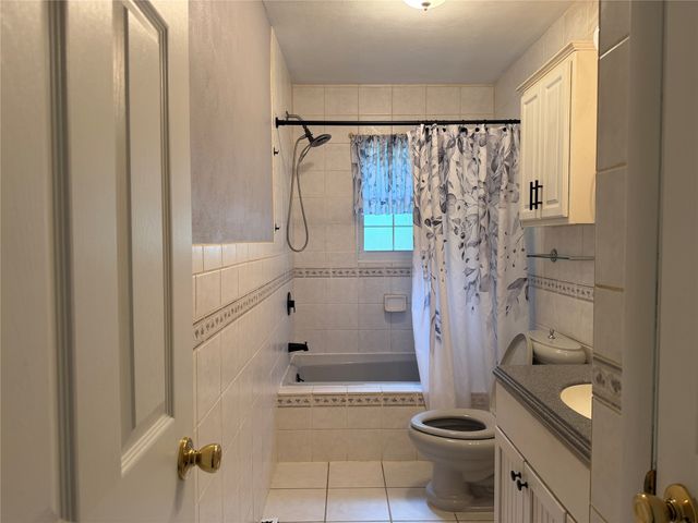 651 MINEO Drive, Erie, PA 16509