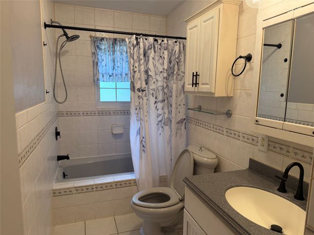 651 MINEO Drive, Erie, PA 16509