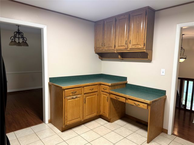 651 MINEO Drive, Erie, PA 16509