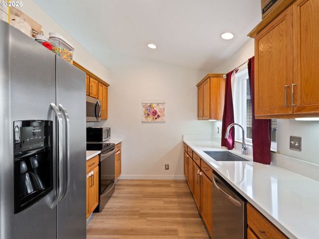 730 BOZARTH Ave, Woodland, WA 98674