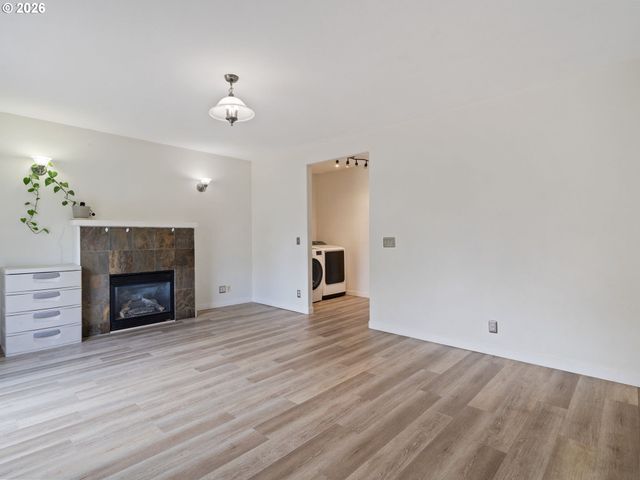 730 BOZARTH Ave, Woodland, WA 98674