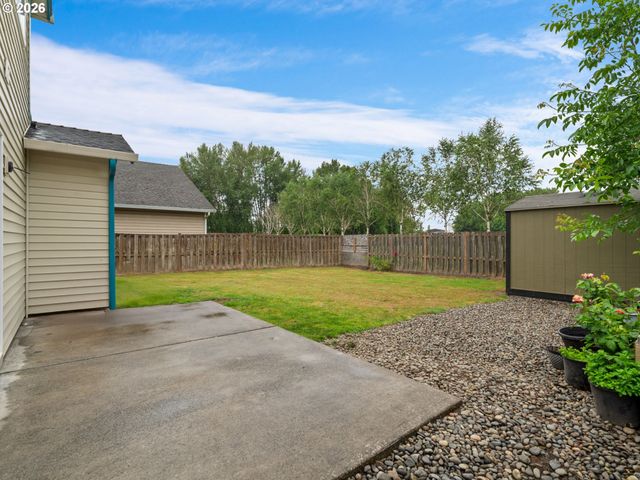 730 BOZARTH Ave, Woodland, WA 98674