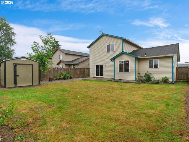 730 BOZARTH Ave, Woodland, WA 98674