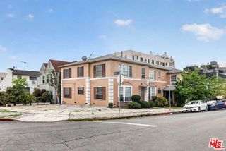310 N St Andrews Place, Los Angeles, CA 90004