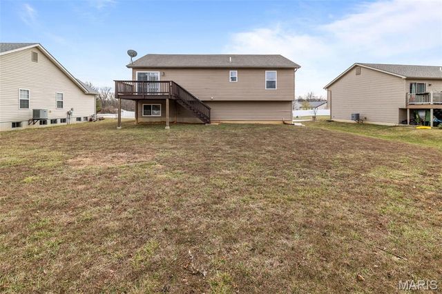 313 Shadow Trace Drive, Wentzville, MO 63385