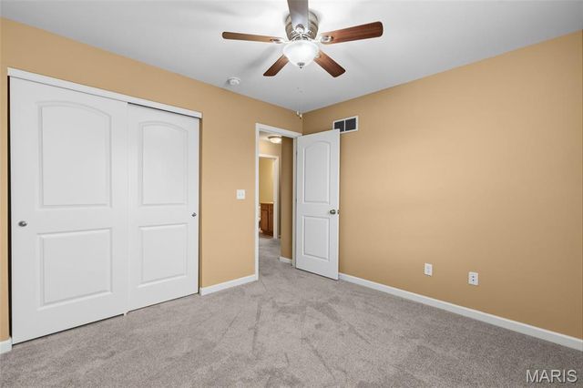 313 Shadow Trace Drive, Wentzville, MO 63385