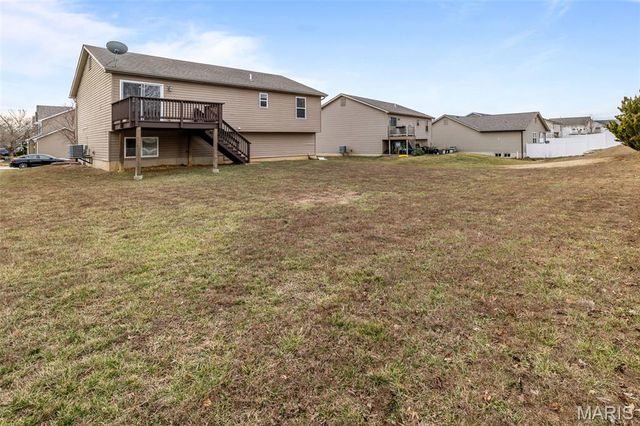 313 Shadow Trace Drive, Wentzville, MO 63385