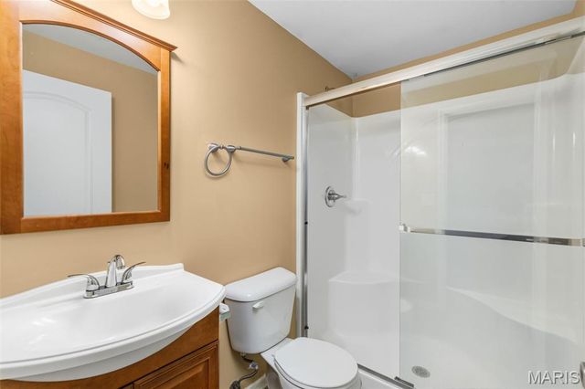 313 Shadow Trace Drive, Wentzville, MO 63385