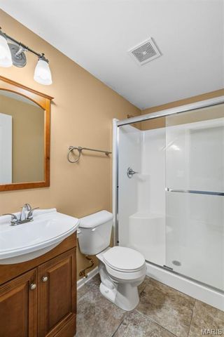 313 Shadow Trace Drive, Wentzville, MO 63385