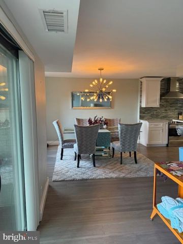 205 YOAKUM PKWY #1710, Alexandria, VA 22304