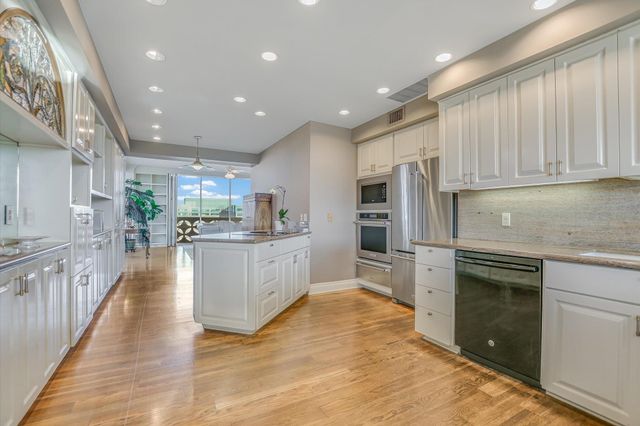 1801 Lavaca ST CDE, Austin, TX 78701