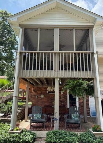 994 Westchester Rd, South Park, PA 15129