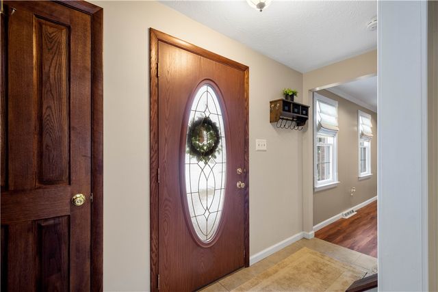 994 Westchester Rd, South Park, PA 15129