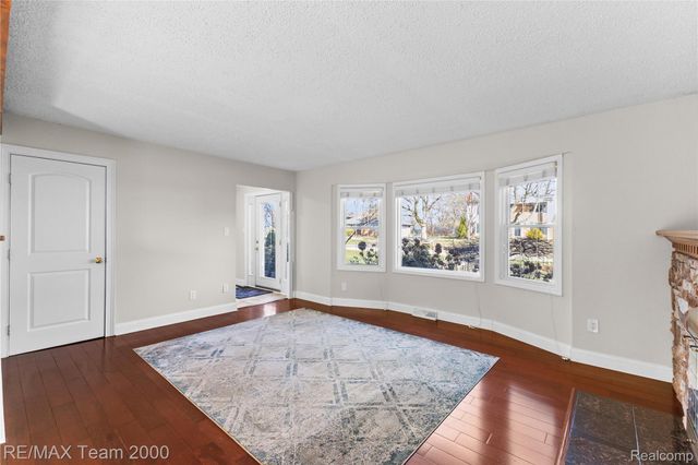 34021 Northwick Street, Farmington, MI 48331