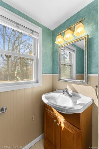 34021 Northwick Street, Farmington, MI 48331