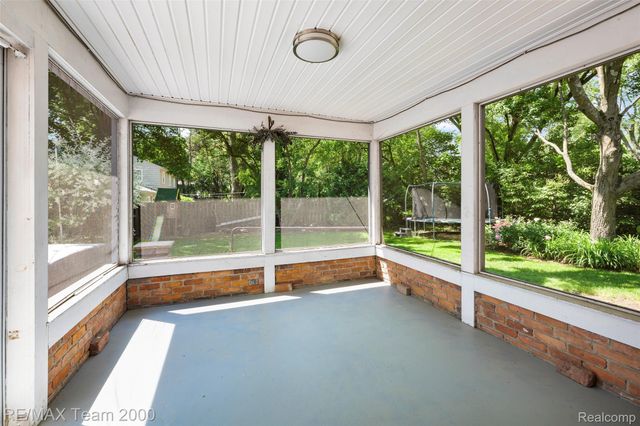 34021 Northwick Street, Farmington, MI 48331