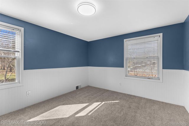 34021 Northwick Street, Farmington, MI 48331