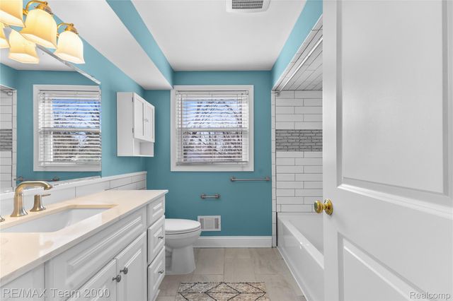 34021 Northwick Street, Farmington, MI 48331