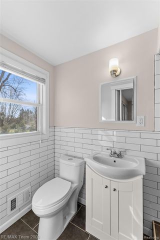 34021 Northwick Street, Farmington, MI 48331