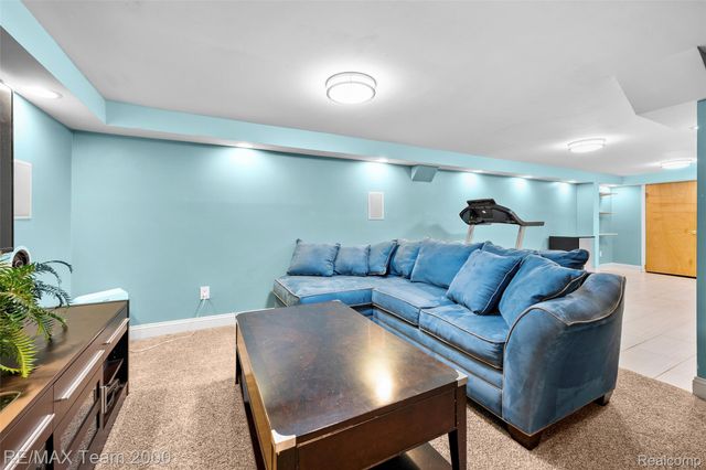 34021 Northwick Street, Farmington, MI 48331