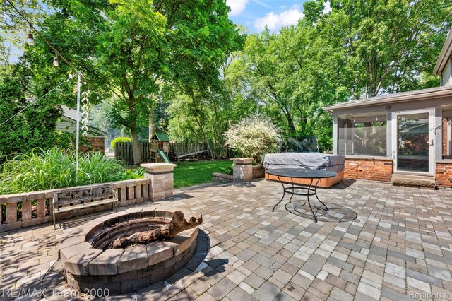 34021 Northwick Street, Farmington, MI 48331