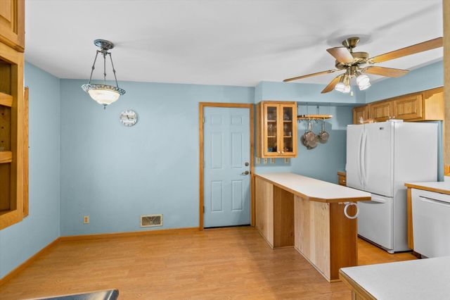 917 Arbogast Street, Shoreview, MN 55126