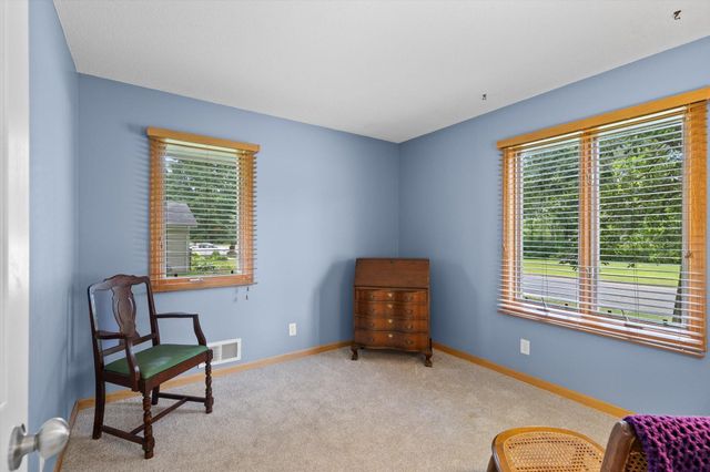 917 Arbogast Street, Shoreview, MN 55126