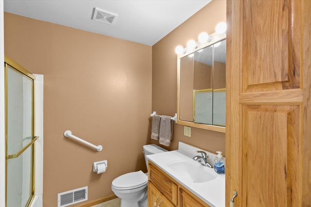 917 Arbogast Street, Shoreview, MN 55126