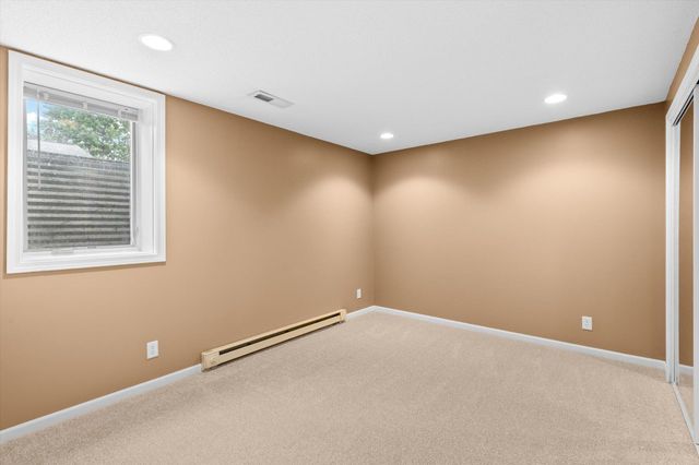 917 Arbogast Street, Shoreview, MN 55126