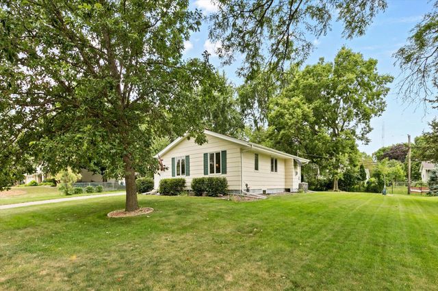 917 Arbogast Street, Shoreview, MN 55126