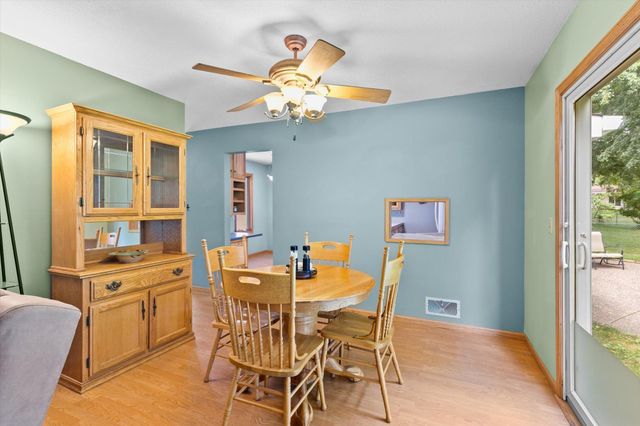 917 Arbogast Street, Shoreview, MN 55126