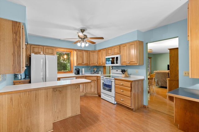 917 Arbogast Street, Shoreview, MN 55126