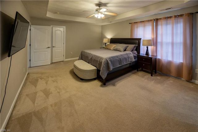 1503 Theodora CT, Chesapeake, VA 23322