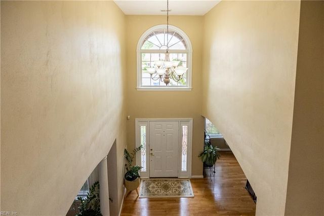 1503 Theodora CT, Chesapeake, VA 23322