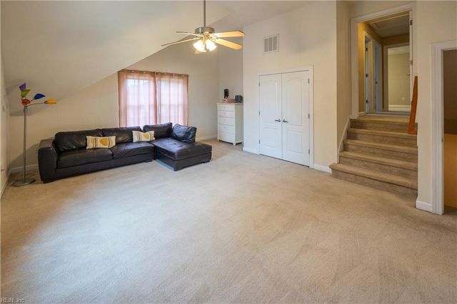 1503 Theodora CT, Chesapeake, VA 23322