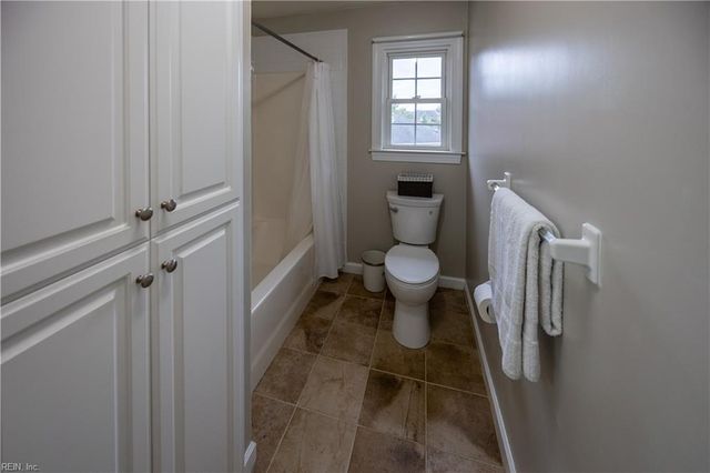 1503 Theodora CT, Chesapeake, VA 23322