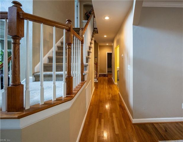 1503 Theodora CT, Chesapeake, VA 23322