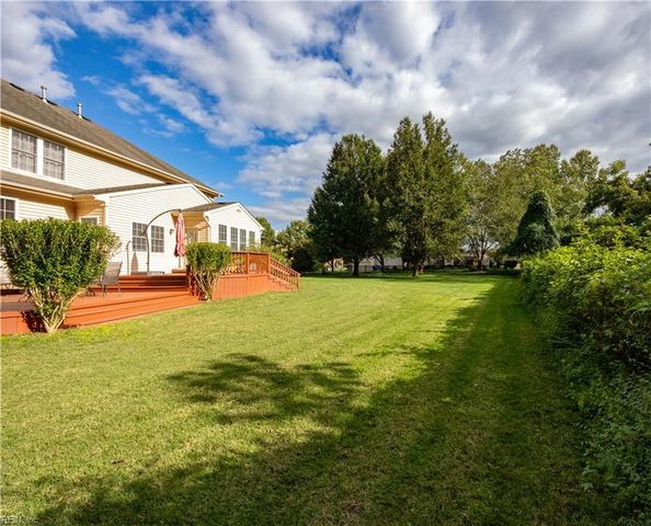 1503 Theodora CT, Chesapeake, VA 23322